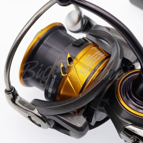 Катушка безынерционная DAIWA 22 Silvercreek MQ LT 2000S-H фото 2