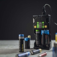 Зарядное устройство ARMYTEK Uni C2 Plug превью 2