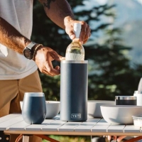 Термос YETI Rambler Wine Chiller для бутылки 750 мл цвет Navy превью 5